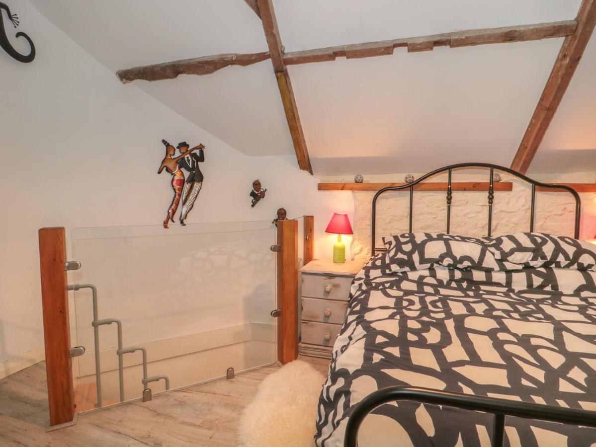 The Coach House Villa Somerton  Exterior photo